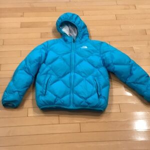 Girls preowned The North Face reversible puffy jacket w hood - large